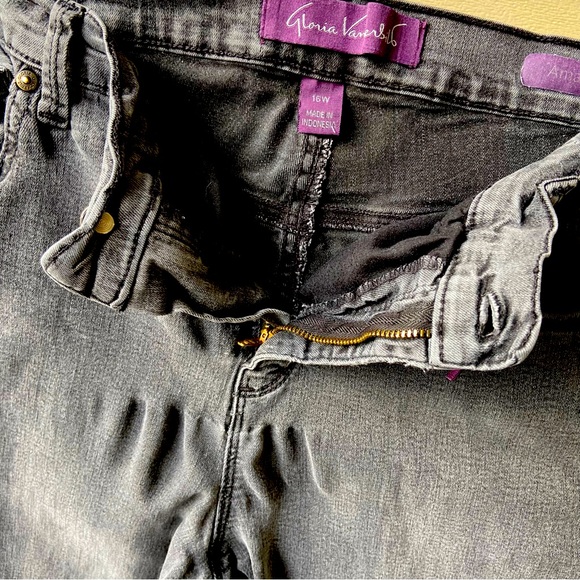 Well Worn Gloria Vanderbilt Sz-16/18 Petite Stylish Black Jeans w/Great Stretch🖤 - Picture 16 of 16